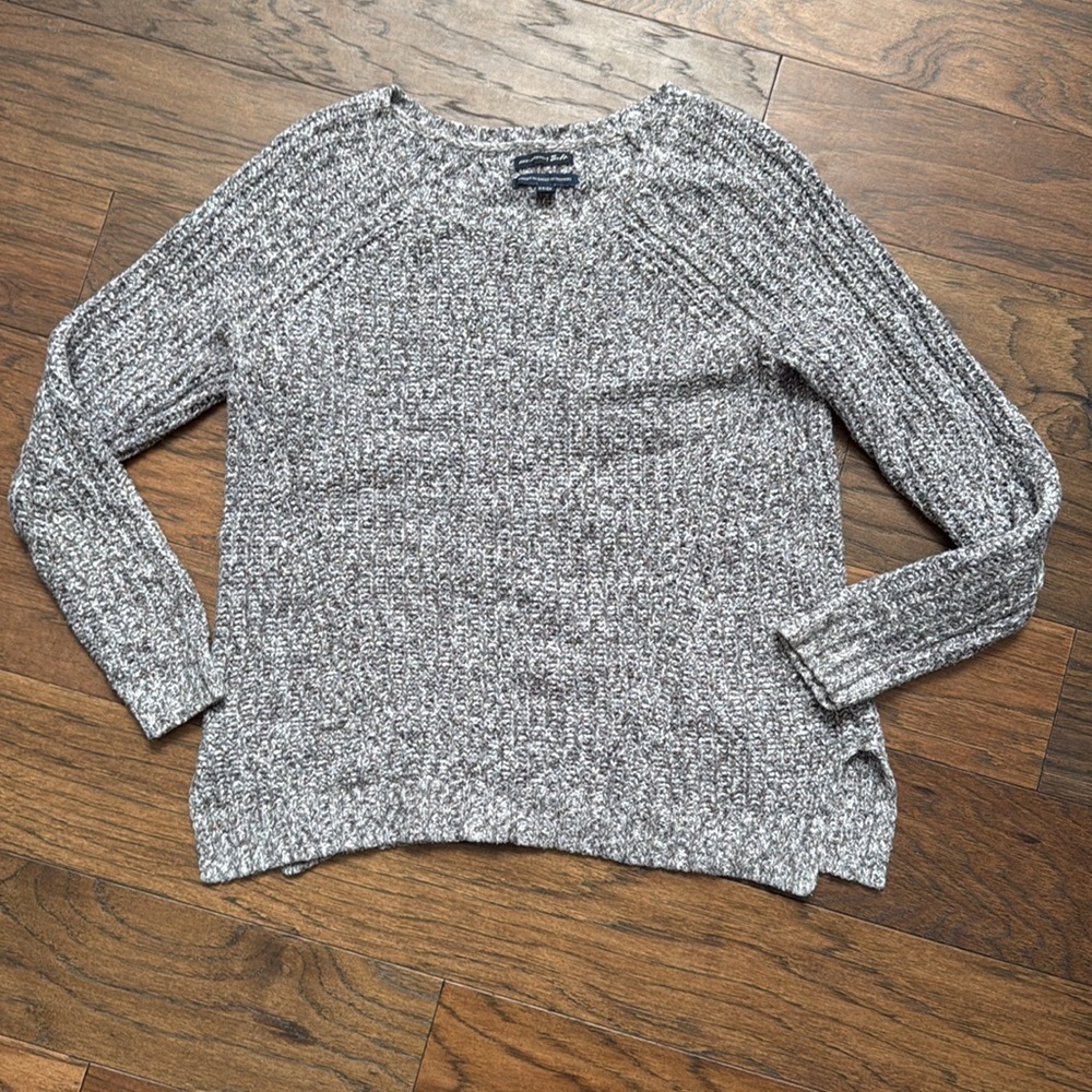 Grey American Eagle sweater size small